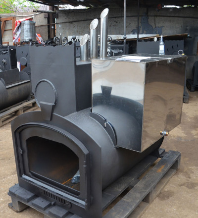 Печь для бани Горыныч 3, большая дверь со стеклом, закрытая каменка с парогенератором (ТермоСфера)